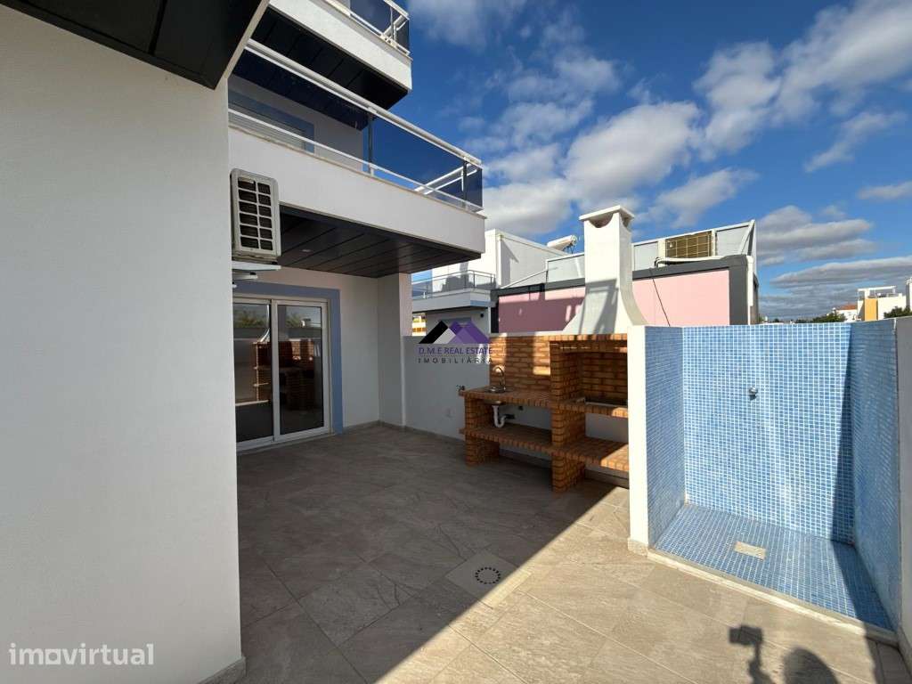 Apartamento T0+1 com Garagem e Acesso Direto à Praia - Manta Rota - Grande imagem: 2/39