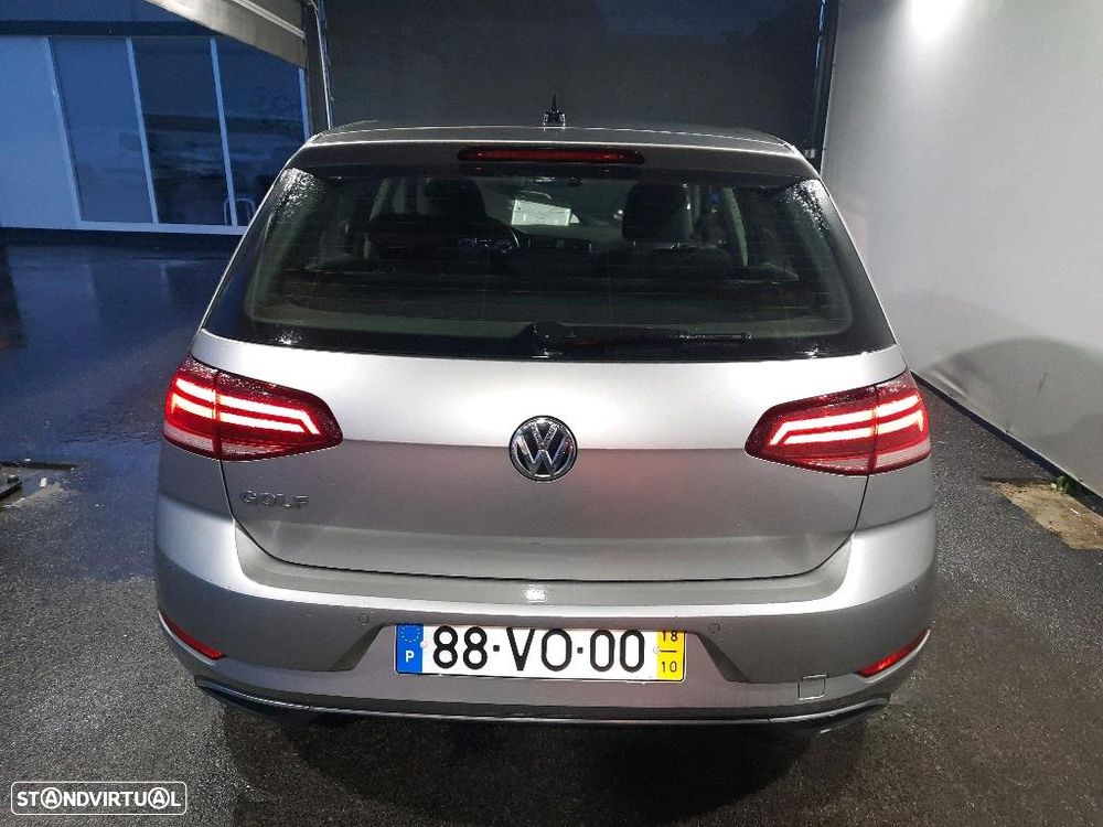 VW Golf 1.6 TDI Confortline - 7