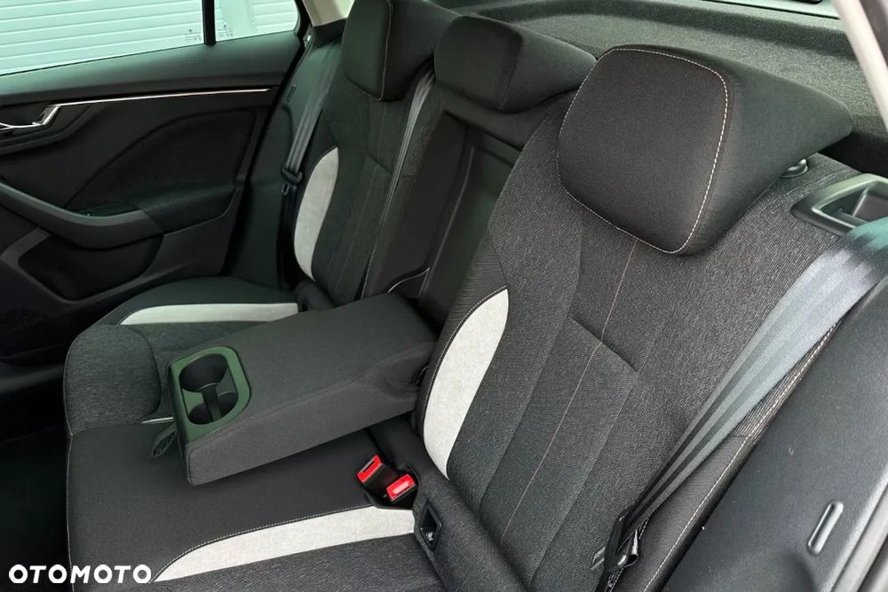 Skoda Kamiq 1.5 TSI Drive DSG - 14