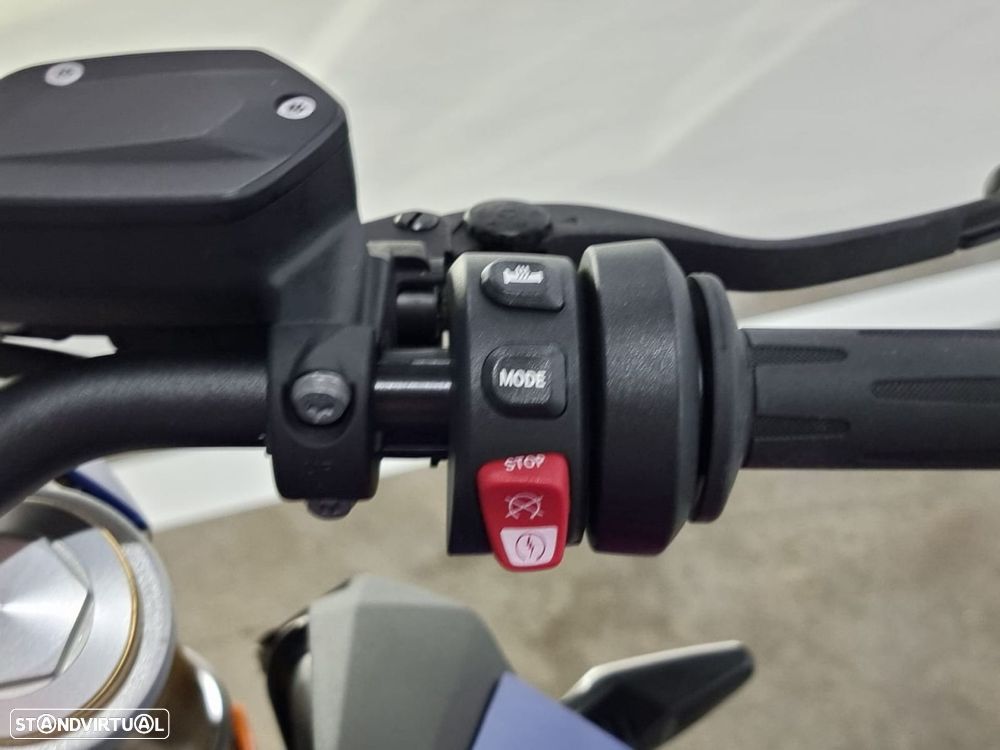 BMW F 900 R 900 R Racing azul met. - 12