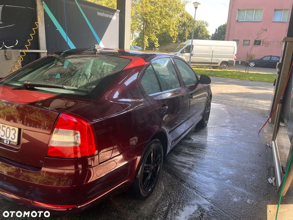 Skoda Octavia 2.0 TDI DPF DSG Elegance - 4