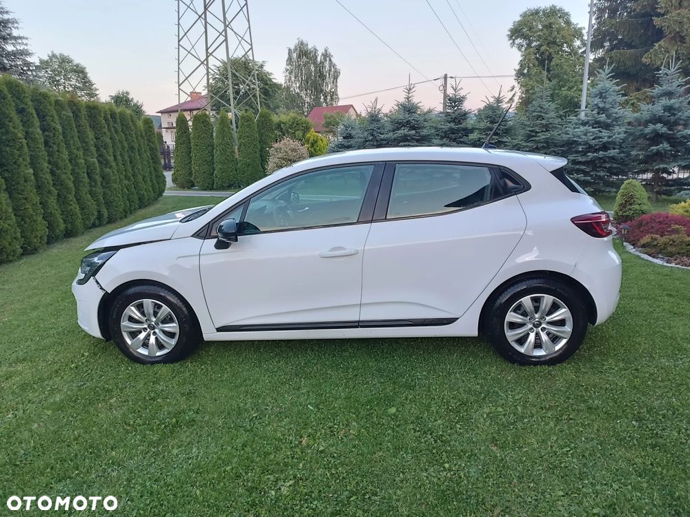 Renault Clio - 9