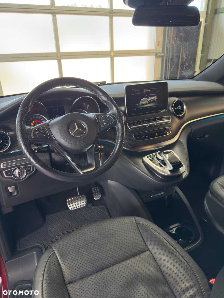 Mercedes-Benz Klasa V - 4