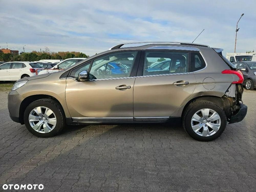 Peugeot 2008 - 6