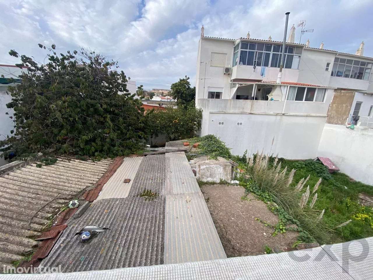 Terreno Urbano com Ruína para Reabilitação – Elevado Potencial – Centr - Grande imagem: 3/13