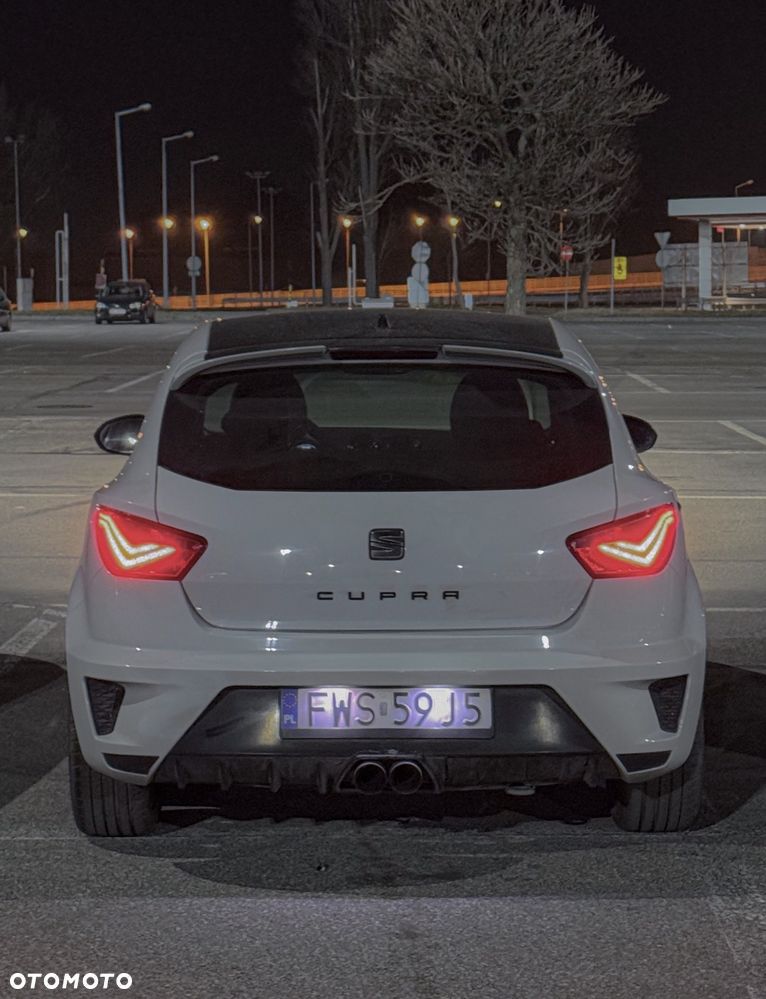 Seat Ibiza SC 1.8 TSI S&S Cupra - 5