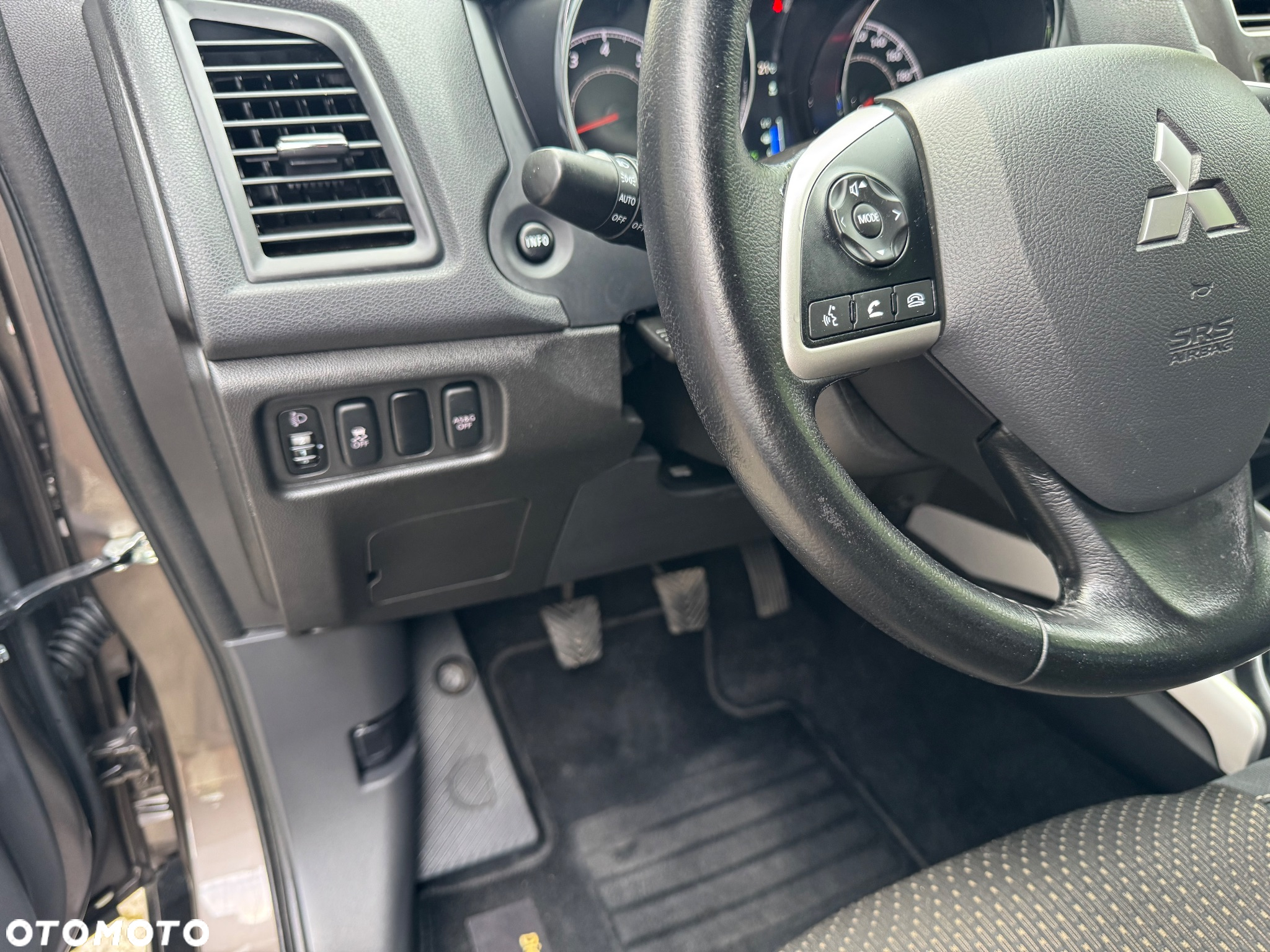 Mitsubishi ASX 1.6 ClearTec 2WD Active+ - 17