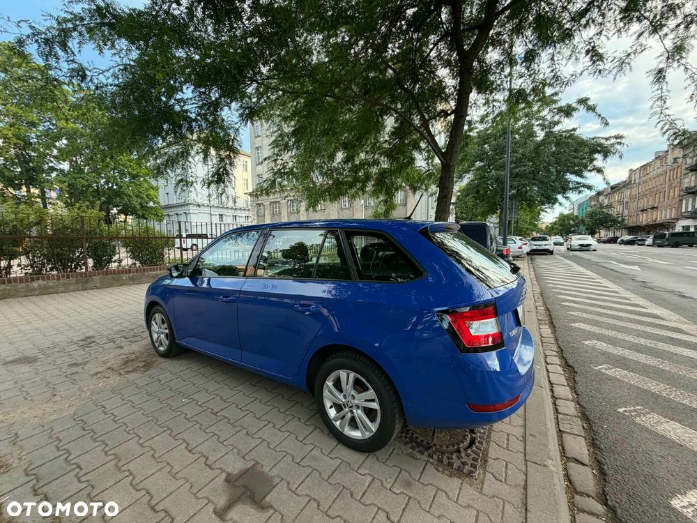 Skoda Fabia - 4