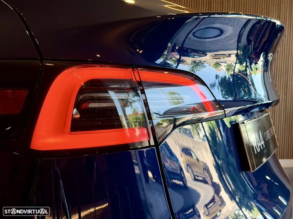 Tesla Model Y Tração Traseira - 34