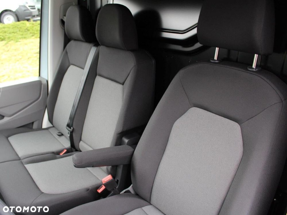 Volkswagen Crafter 2.0 TDI Manual - 13