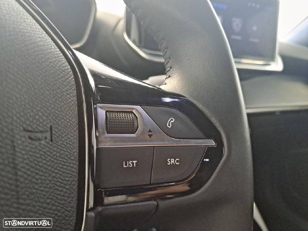 Peugeot 2008 1.2 PureTech Active - 17