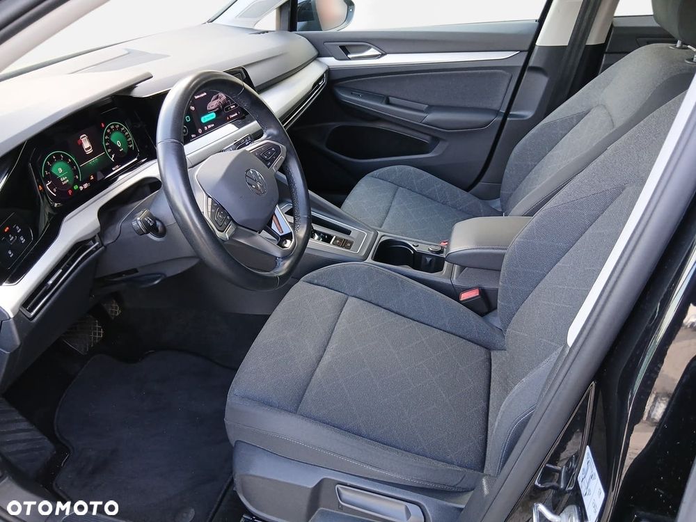 Volkswagen Golf 2023