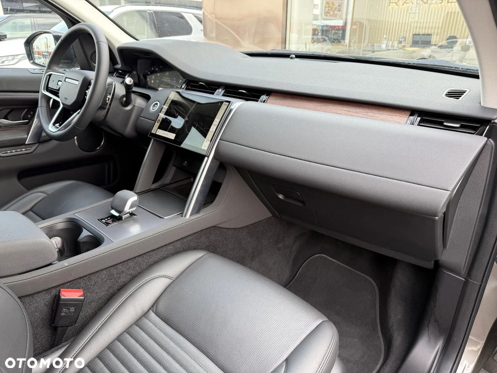 Land Rover Discovery Sport D200 - 9