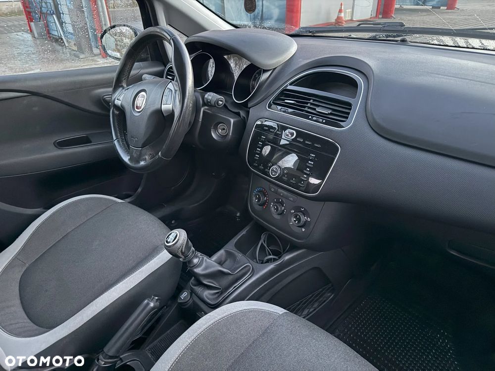 Fiat Punto - 10
