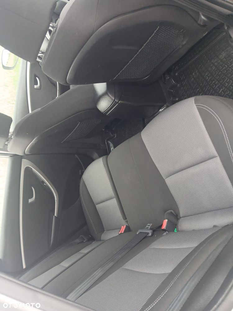 Hyundai i30 1.6 Comfort - 32