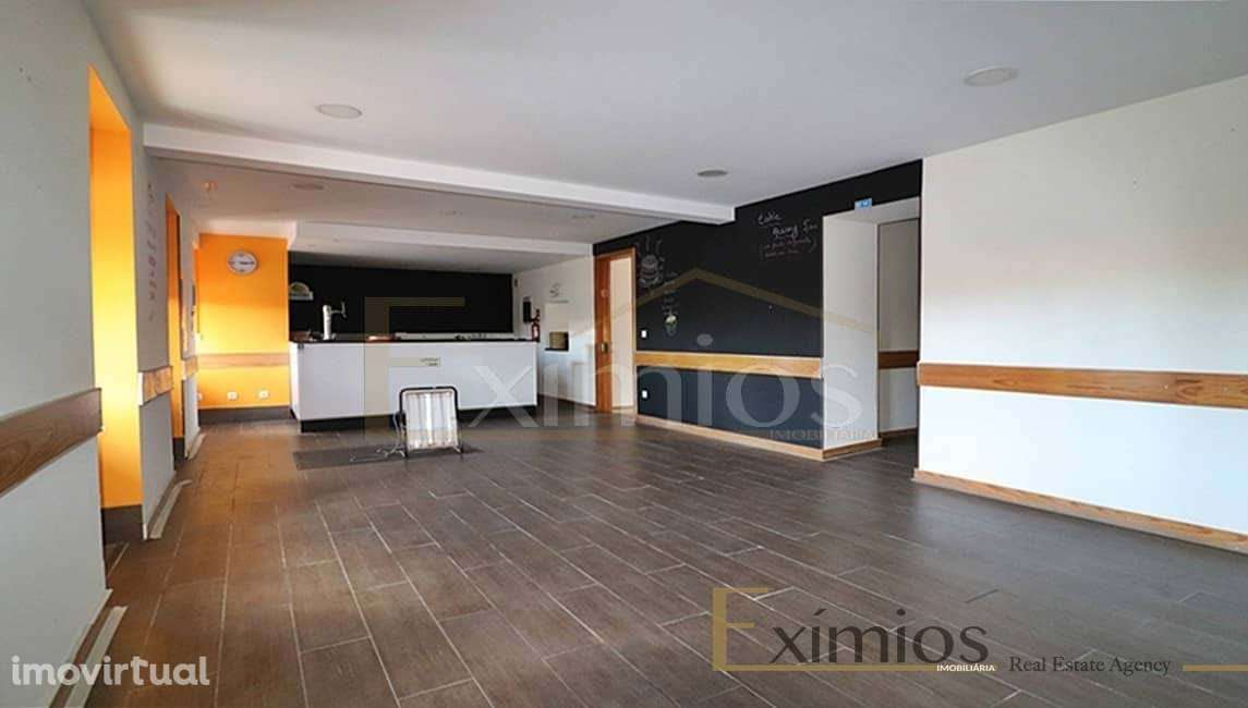 Moradia V7 e Restaurante em Touguinha para venda - Grande imagem: 4/23