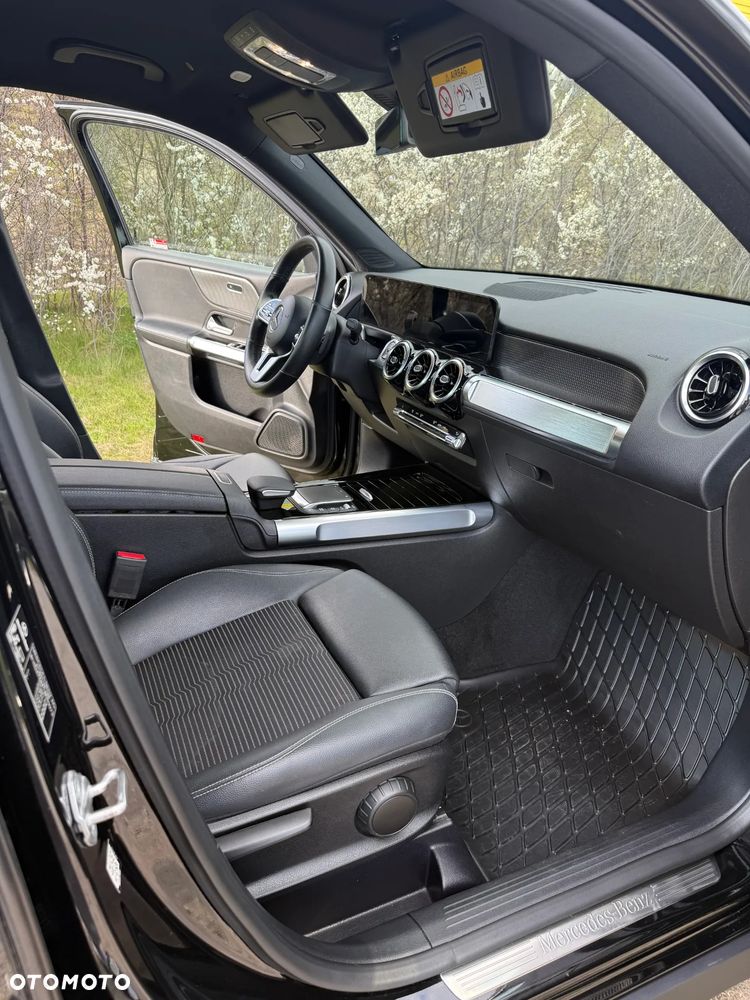 Mercedes-Benz GLB 180 7G-DCT - 4