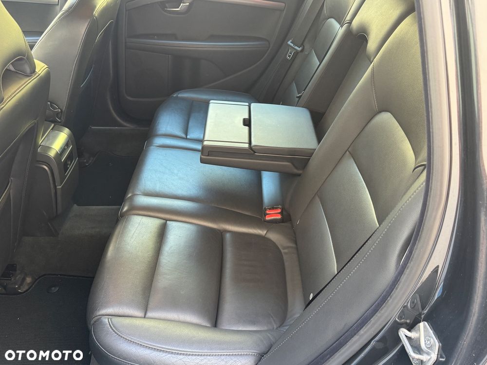 Volvo V70 D4 Momentum - 14