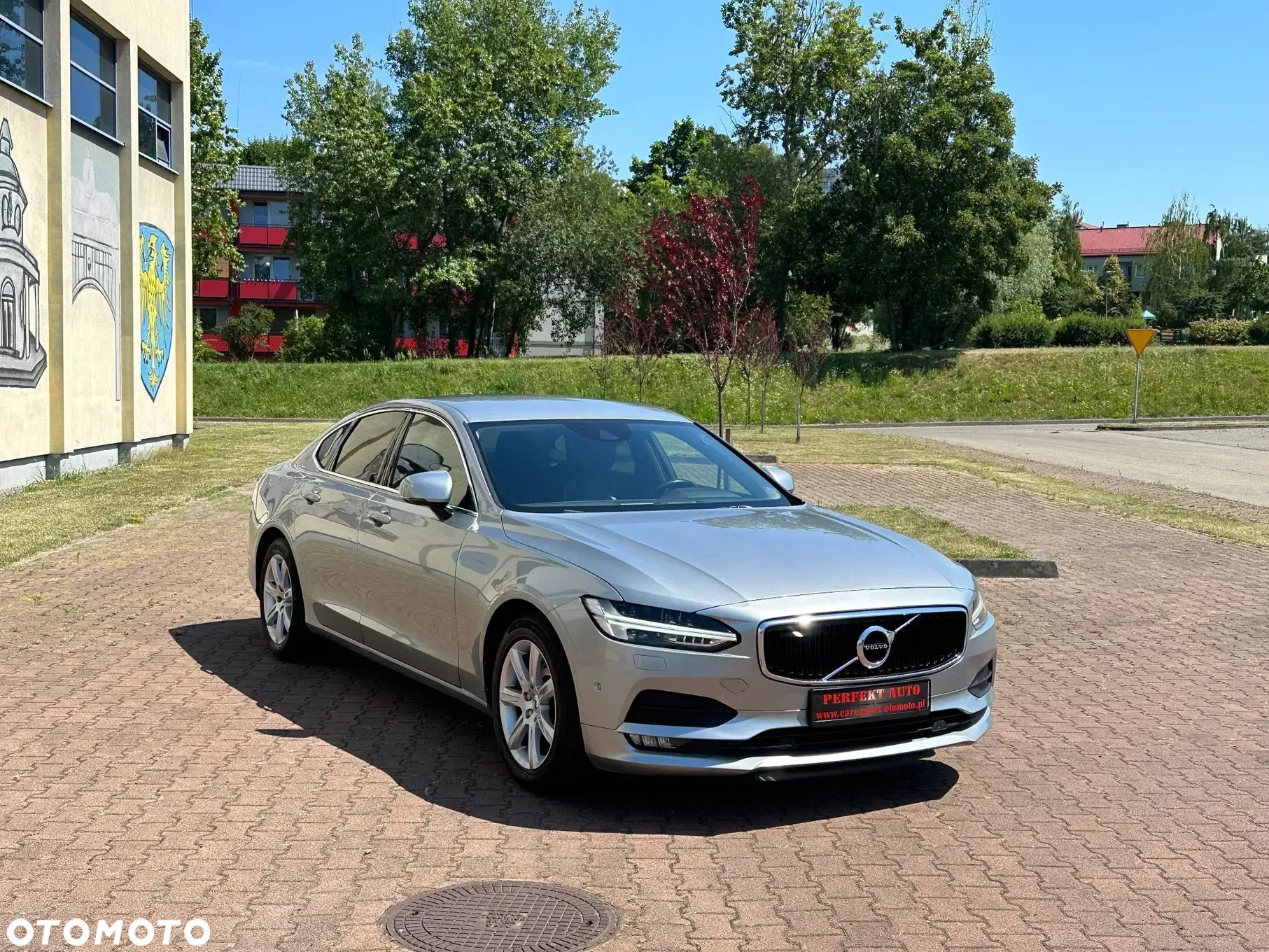 Volvo S90 D4 Geartronic Momentum Pro - 18