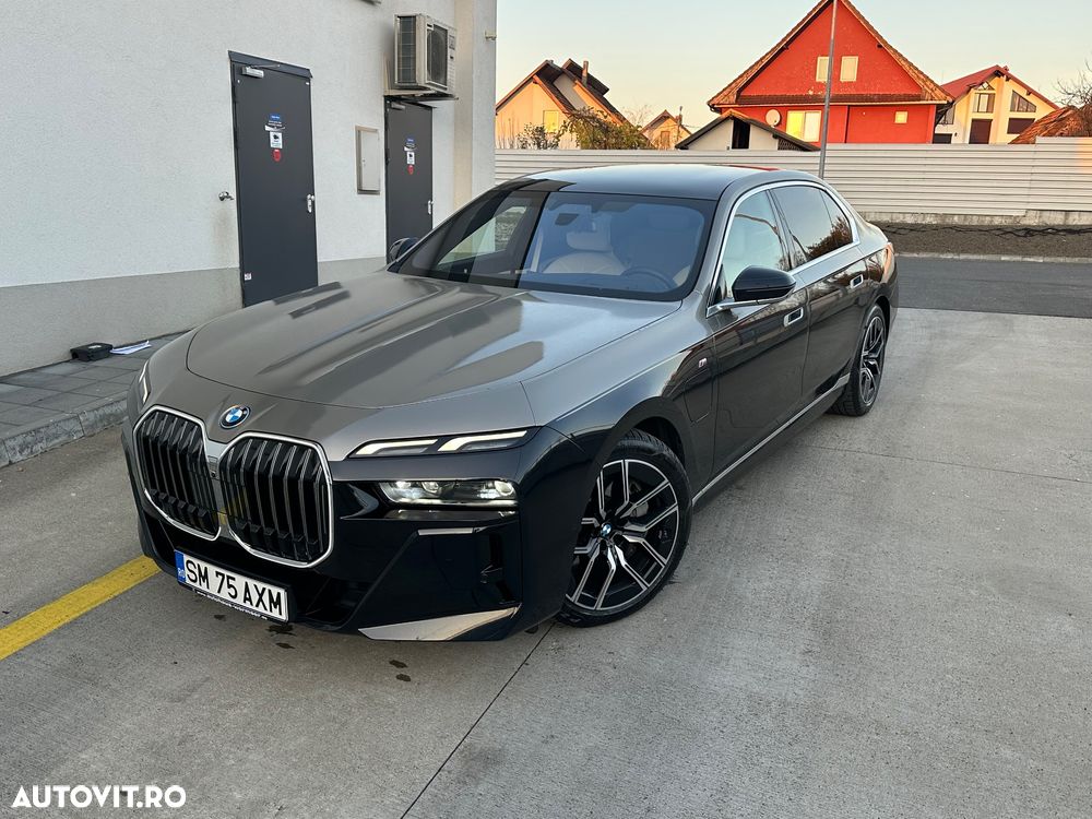 BMW Seria 7 - 10