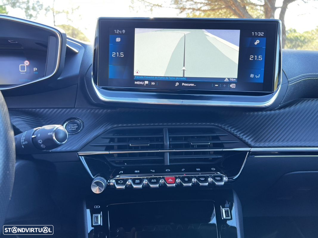 Peugeot 2008 1.5 BlueHDi GT Line EAT8 - 18
