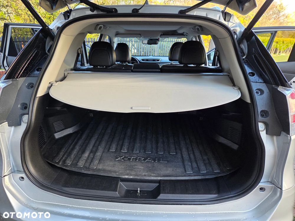 Nissan X-Trail 1.6 DCi N-Connecta 4WD EU6 - 25