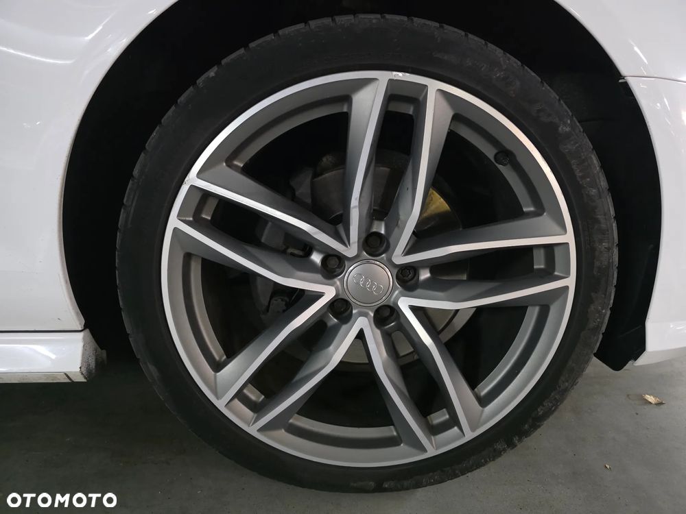 Audi A6 Avant 2.0 TDI ultra S tronic - 36