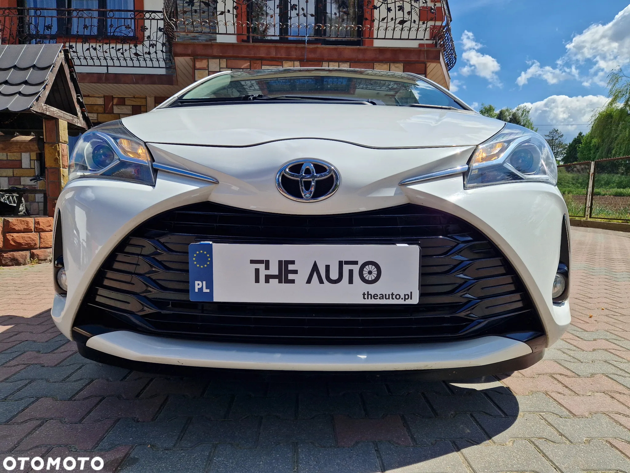 Toyota Yaris 1.5 Premium - 11