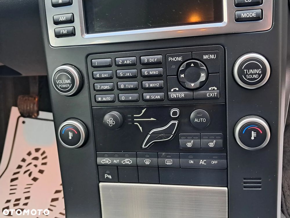 Volvo V70 2.0D Momentum - 21