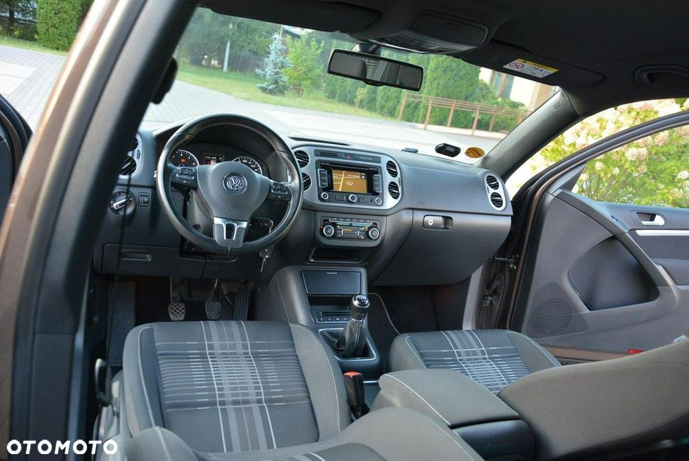 Volkswagen Tiguan - 23