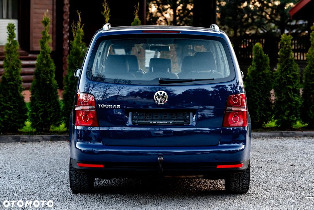 Volkswagen Touran 1.6 - 11