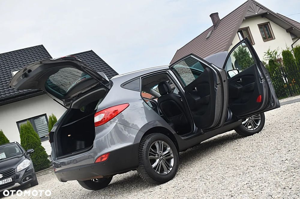 Hyundai ix35 1.6 2WD Fifa World Cup Edition - 16