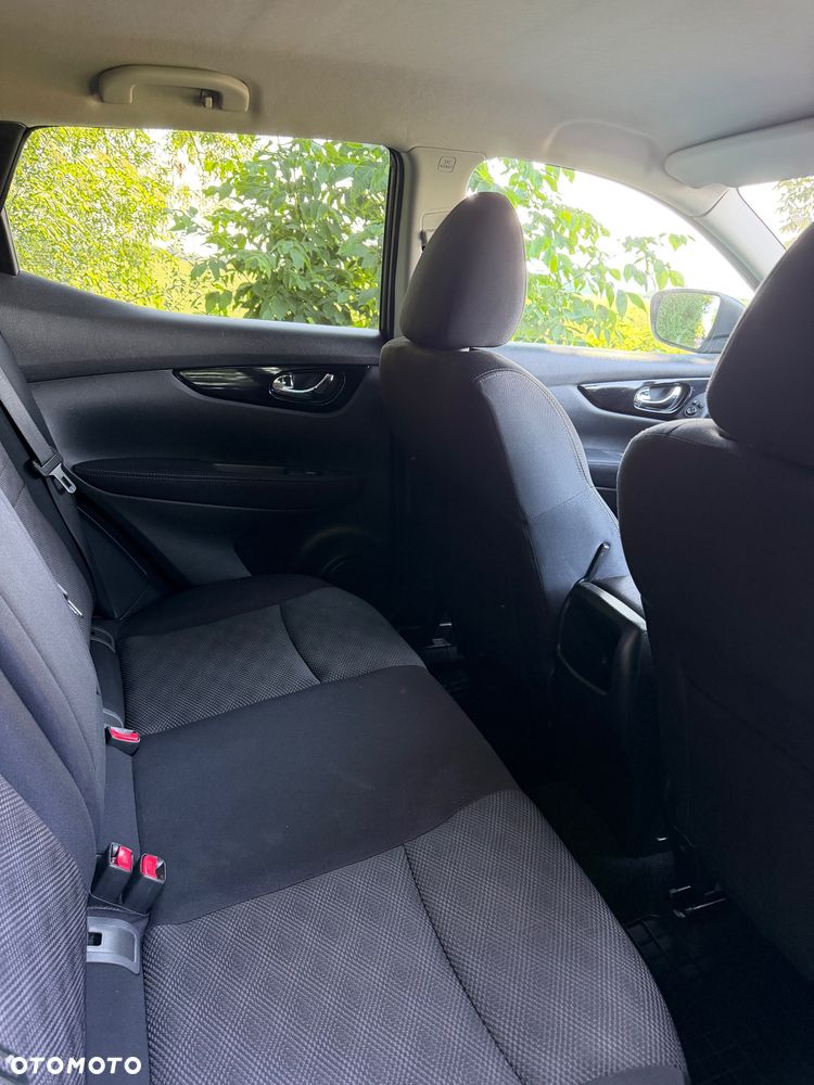Nissan Qashqai 1.6 dCi DPF acenta - 9