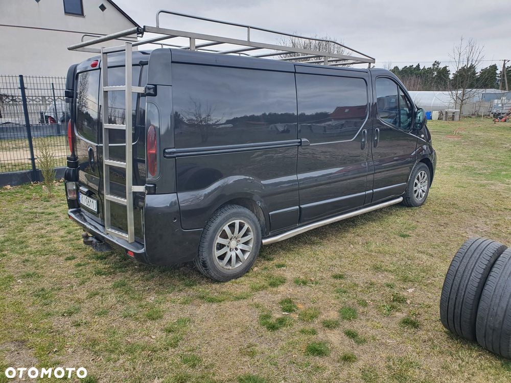 Opel Vivaro - 12