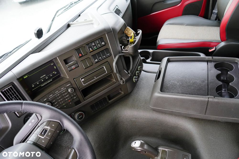 Volvo FMX / 410 / E 6 / WYWROTKA / 8 X 4 / ŁAD. 21 213 KG - 9