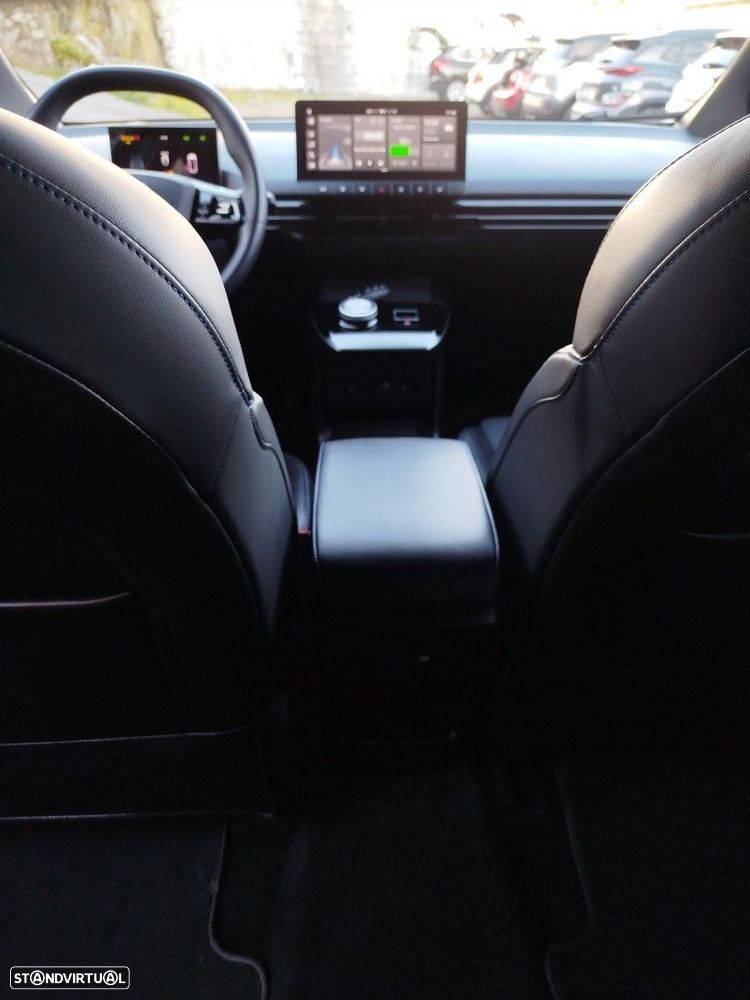 MG MG4 64 kWh Luxury - 18