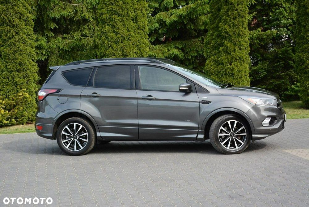 Ford Kuga 2.0 TDCi 4x4 ST-Line - 4