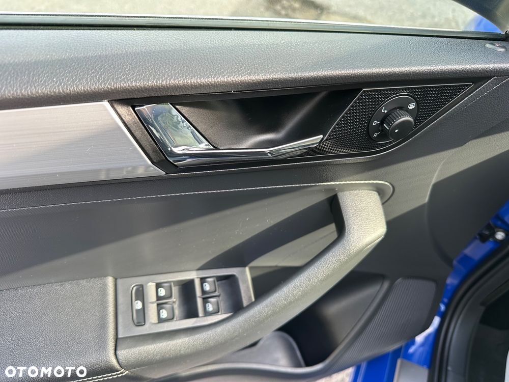 Skoda RAPID 1.0 TSI Style - 14