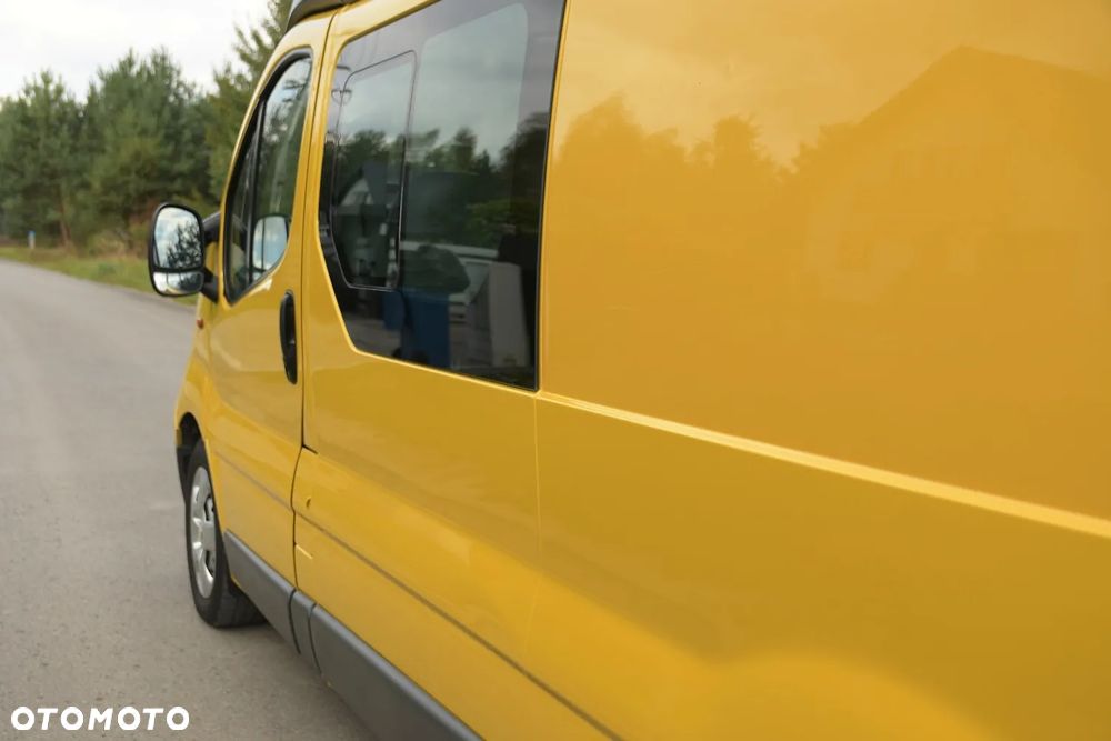 Opel Vivaro - 14