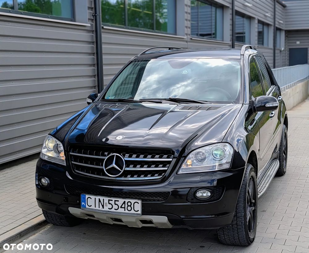 Mercedes-Benz ML - 11