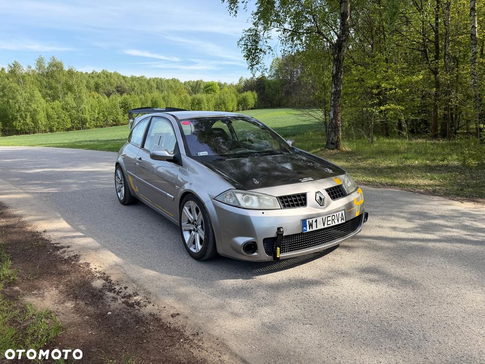 Renault Megane 2.0 Sport - 1