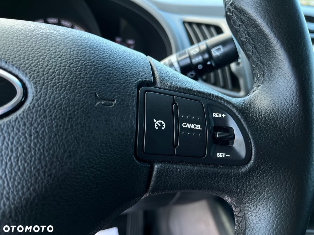 Kia Sportage 2.0 CVVT 4WD Automatik Vision - 11