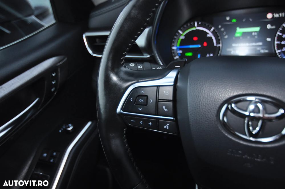Toyota Highlander 2.5 Hybrid Executive - 23