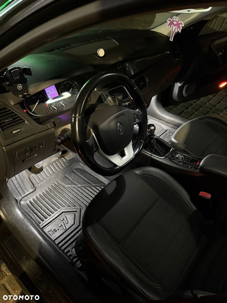 Renault Laguna 2.0 dCi FAP Privilege - 8