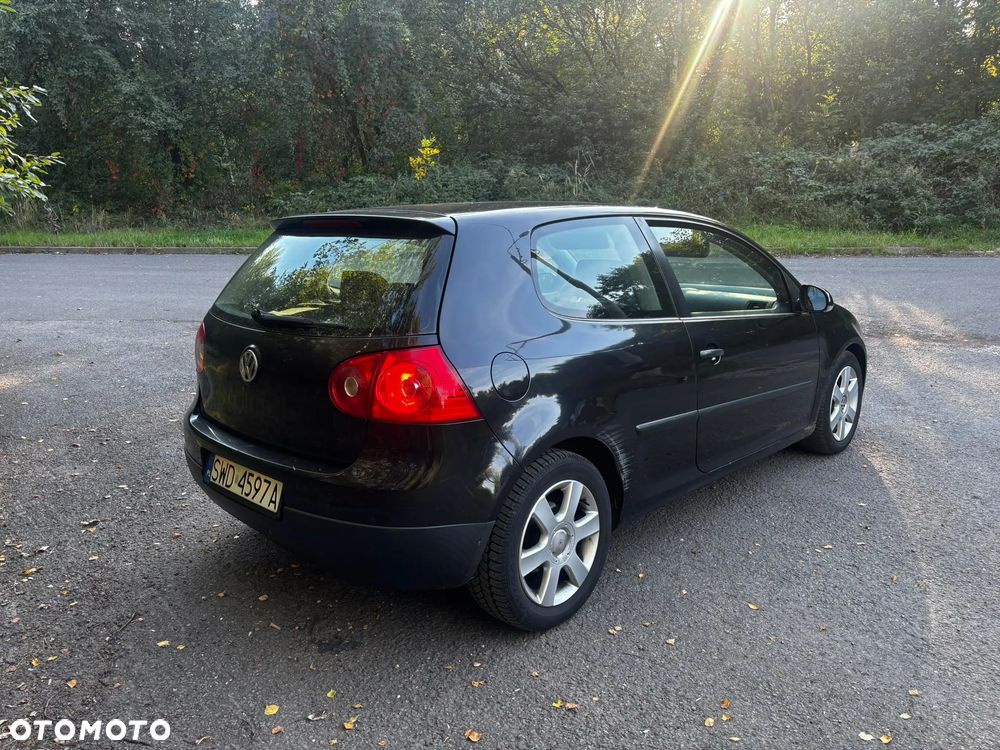 Volkswagen Golf - 4