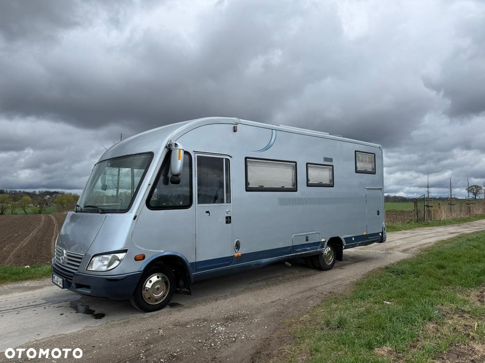 Mercedes-Benz RMB - 6