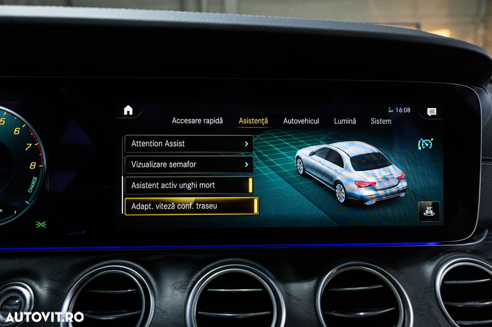 Mercedes-Benz E 300 9G-TRONIC AMG Line - 19