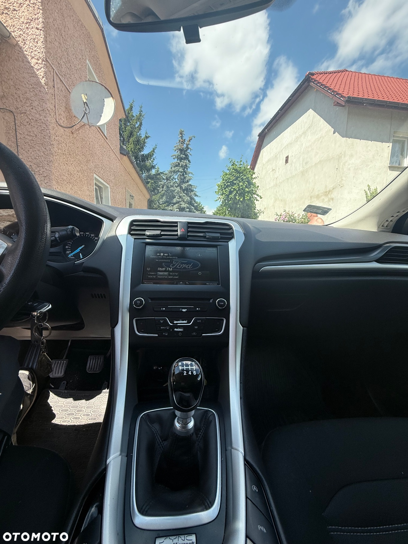 Ford Mondeo 2.0 TDCi Ambiente - 2