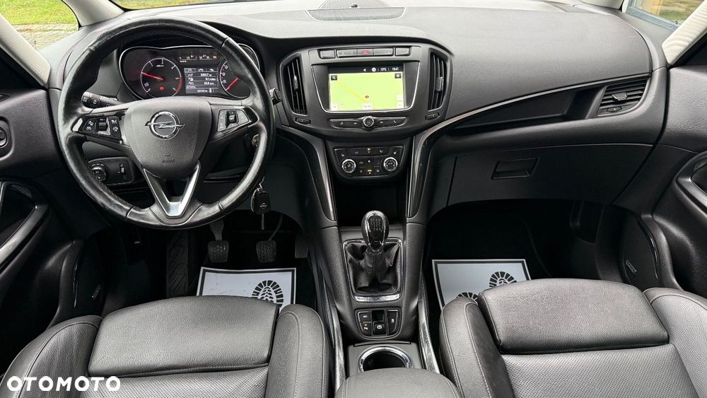 Opel Zafira - 19