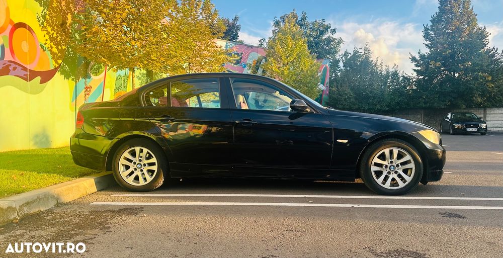 BMW Seria 3 318d Touring - 7
